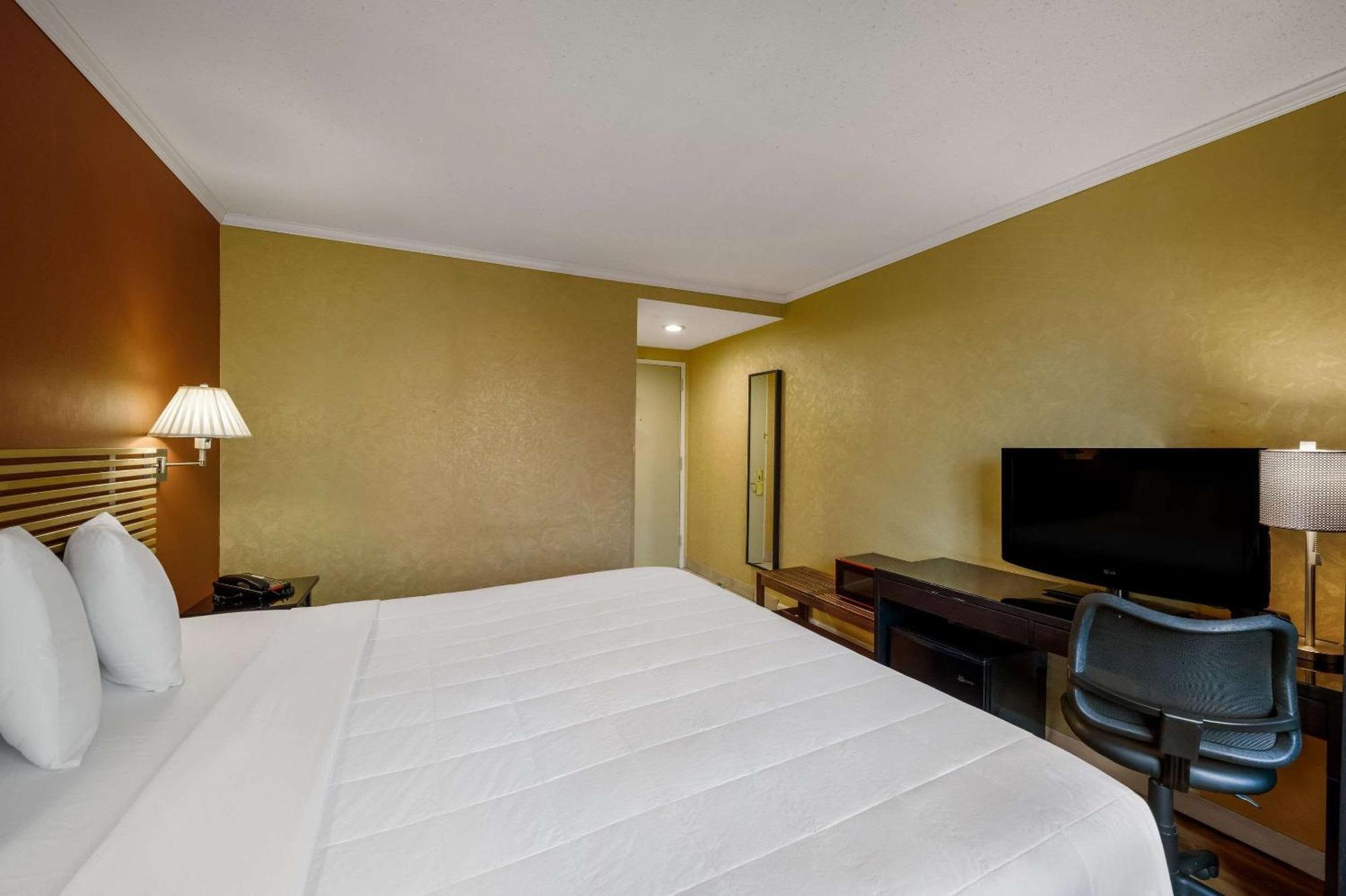 Quality Inn Jfk Airport Rockaway Blvd New York Buitenkant foto