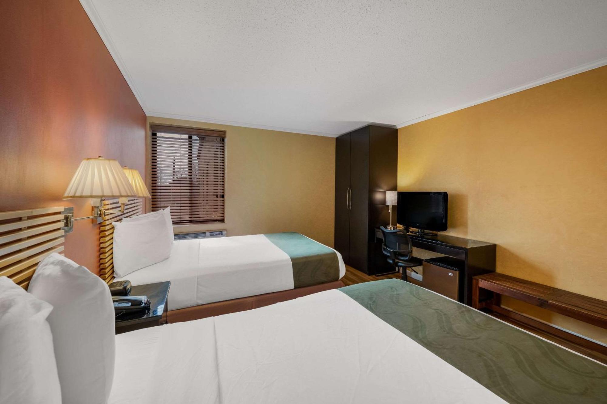 Quality Inn Jfk Airport Rockaway Blvd New York Buitenkant foto